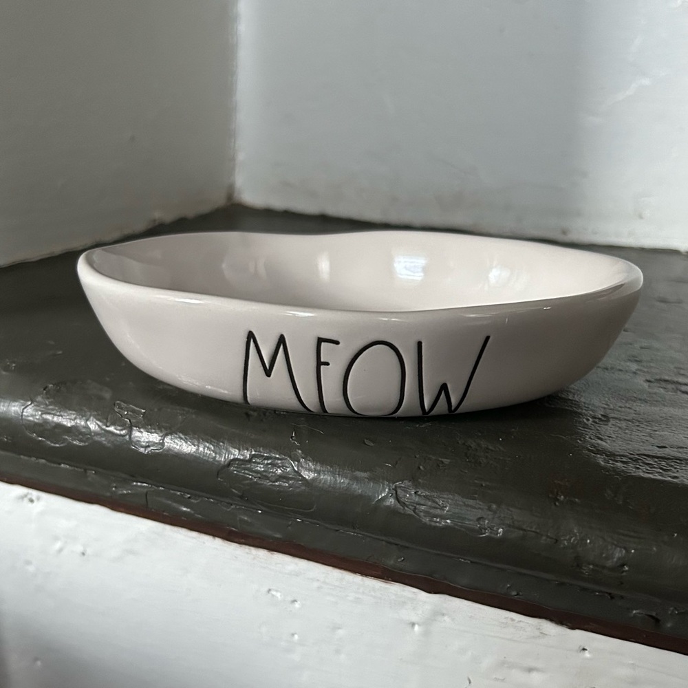 Rae Dunn MEOW Oval Dish